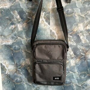 Solo New York Gray Messenger Bag
